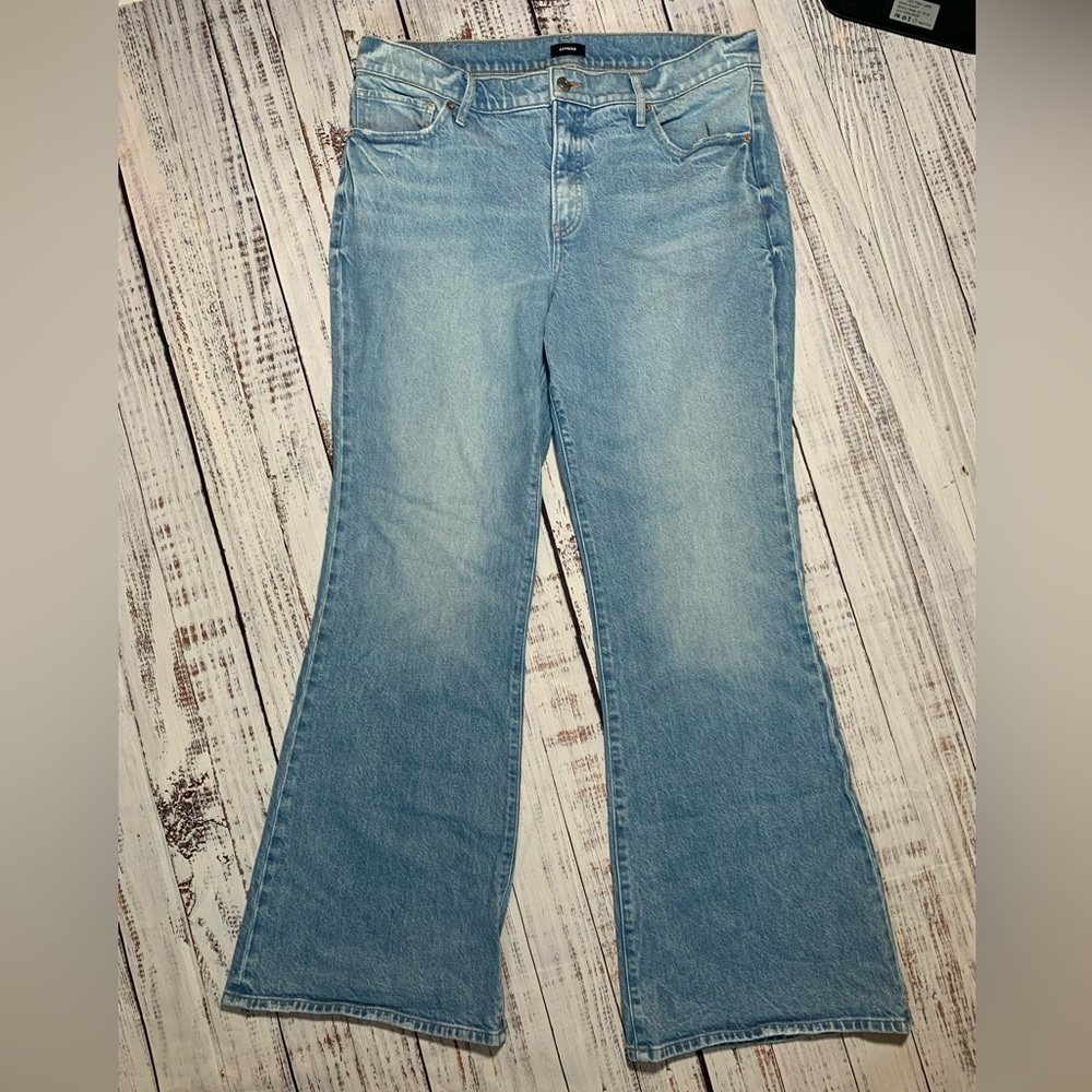 Express 70’s Flare Mid rise jeans. Size 14R.
